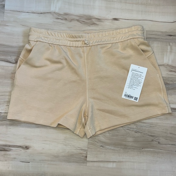 lululemon athletica Pants - Lululemon Softstreme HR Short 4”